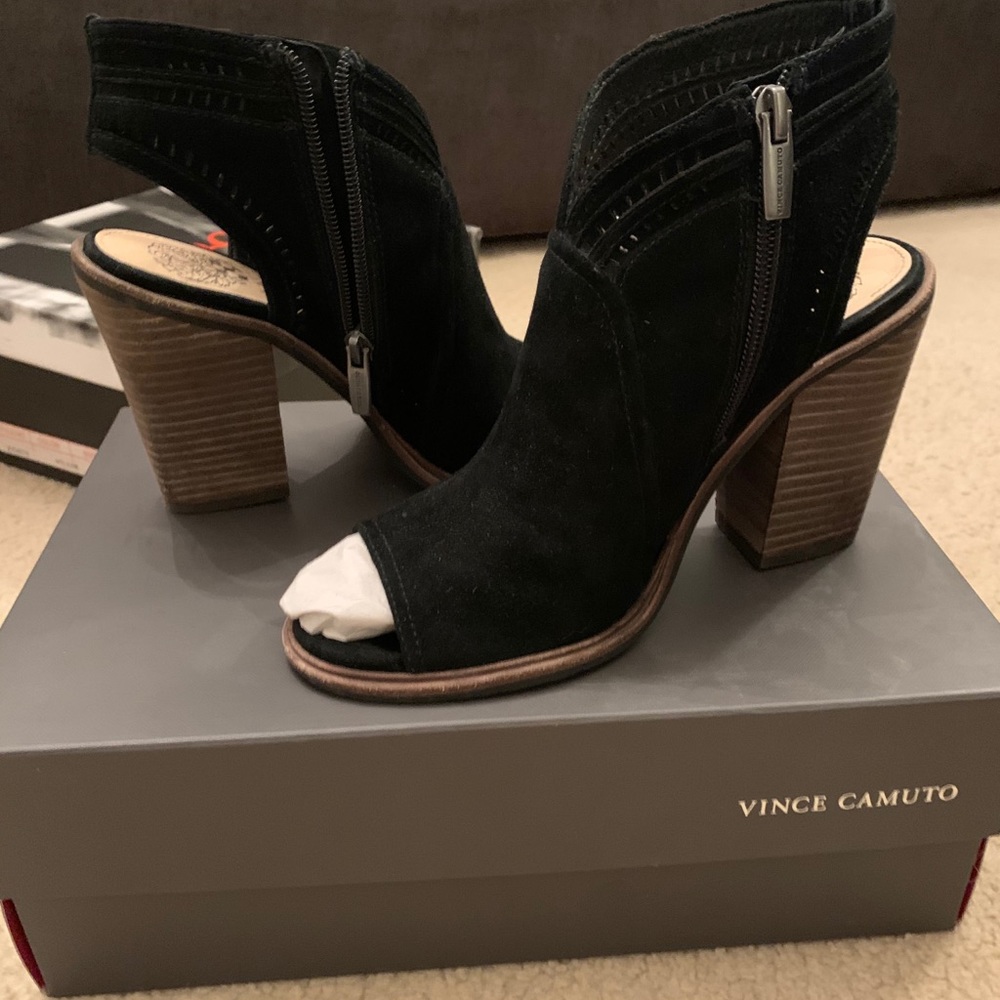 vince camuto black booties